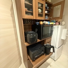 【現在取引中】食器棚の画像