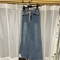 デニムスカート
