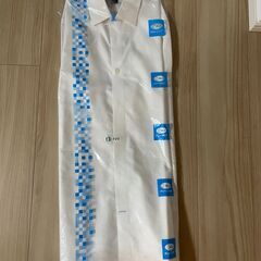 服,帽子とバッグの画像