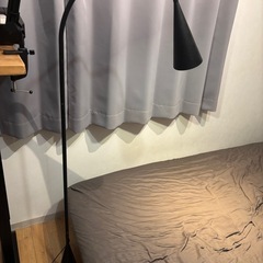 トム・ディクソン IKEA DELAKTIG LEDフロアランプ   の画像