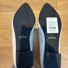 美品LEPSIM（レプシィム）のポインテッドトゥパンプス（ソフトクッションタイプ）の画像