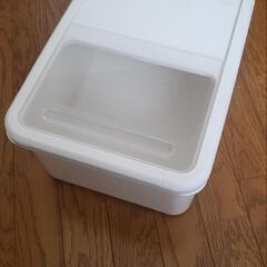 １０キロ米びつの画像