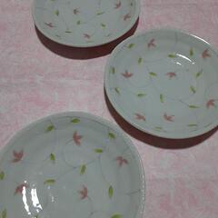 新品未使用　美濃焼　お皿　３枚　直径16.3㎝の画像