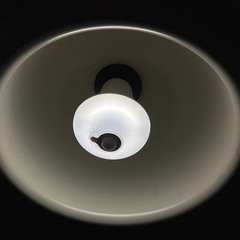【アイリスオーヤマ 】LED電球 人感センサー付 口金直径26mm 60形相当 電球色 LDR9L-H-SE25の画像
