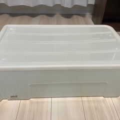 衣装ケースの画像
