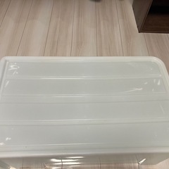 衣装ケースの画像