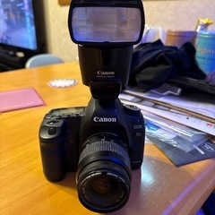 Canon EOS 5D Mark II デジタル一眼レフの画像