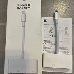 Apple純正品　Lightning to VGA Adapterの画像