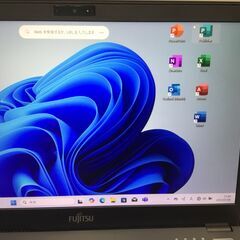 🍀【美品】超軽量ノートパソコン「FUJITSU」win11・office2021 管理No6の画像