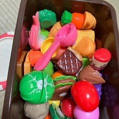 IKEA おままごとキッチン　おまけつきの画像