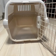 犬のクレートの画像