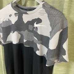 NIKE ナイキ　Tシャツ　DRI-FIT カモフラ　Lサイズ　ブラック　 半袖 カットソー Tシャツ ブラック L クルーネックの画像