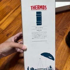 サーモス　水筒の画像