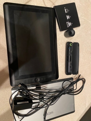 ワコム 液タブ 13.3フルHD Cintiq 13HD DTK-1301/K0