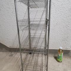 スチールラックの画像