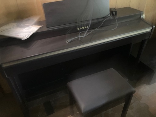 電子ピアノ　カワイ　超美品