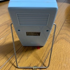 レトロ風なラジオの画像