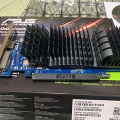 [グラフィックスカード／静音 ] ASUS GT1030-SL-2G-BRK BOX NVIDIA GeForce GT 1030（動作確認済み）［補助電源不要］の画像