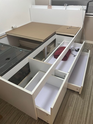 ダブルベッド⭐︎取りに来て頂ける方限定です☆ 定価3万】めちゃくちゃ収納つき！ダブルベッド (Ni) 白金高輪の