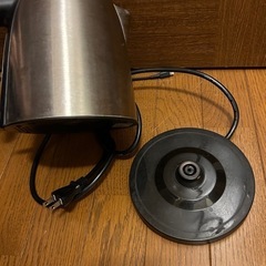 電気ポットの画像