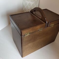 木製の収納ケース（裁縫箱・ジュエリーボックスにも）無料でお譲りしますの画像