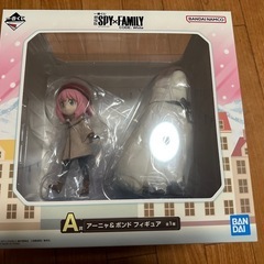 一番くじA賞　進撃の巨人 リヴァイ/SPY×FAMILY アーニャ
の画像
