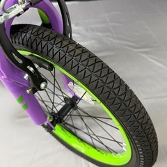 【美品・未使用】MARVEL ハルク 子供用自転車 18インチ 補助輪付きの画像
