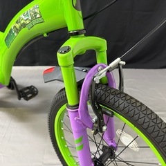 【美品・未使用】MARVEL ハルク 子供用自転車 18インチ 補助輪付きの画像