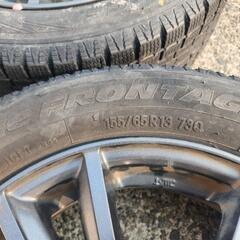 155/65R13  73Q  スタッドレスタイヤ付き4本セットの画像