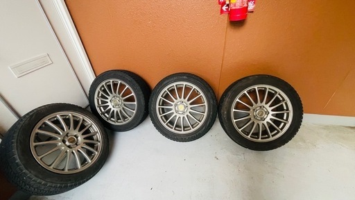 ブリヂストンスタッドレスタイヤ + アルミホイール4本セット（215/50R17）