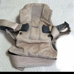 BabyBjorn ピンク　ワンカイエアー　メッシュ 抱っこひもの画像