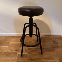 スツールの画像
