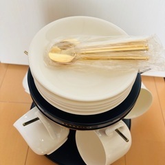 【未使用品】レトロかわいい　テーブルウェアセット　カップ&ソーサー　セット♪の画像