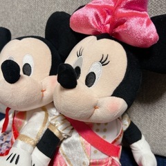 新品タグ付き☆ミッキーミニーのぬいぐるみの画像