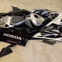 極上外装　cbr1000rr sc57  シートおまけ　フルカウル　の画像