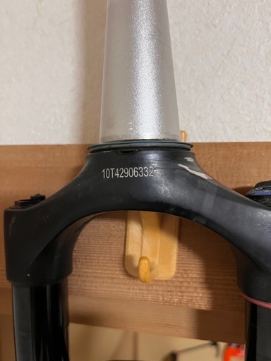 ロックショックスレベレーション130mm27.5×100