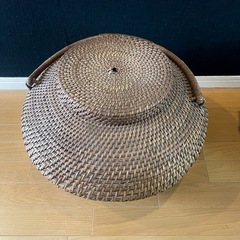 籐のカゴの画像