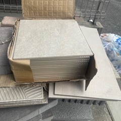 タイル、ブロック、レンガ等
の画像