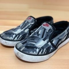 子供　キッズ　スリッポン　NIKE ナイキ　19センチ 19の画像