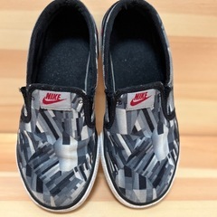 子供　キッズ　スリッポン　NIKE ナイキ　19センチ 19の画像