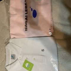 看護、介護制服の画像