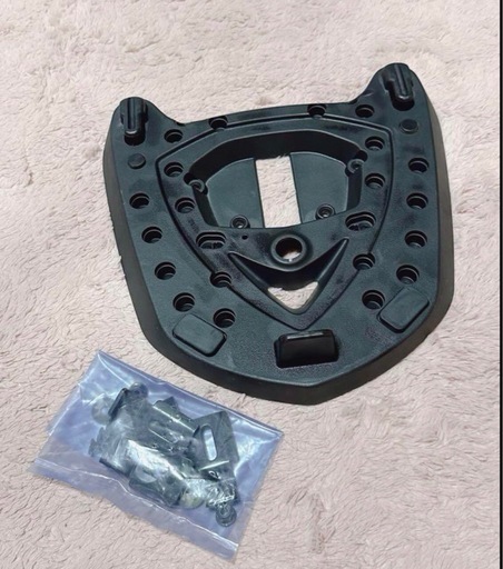 バイク　トップケース　リアボックス　ツーリング　荷物　リアバック　