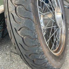 バイクタイヤ120/90-17の画像