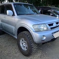 三菱　パジェロ　シルバー　４ＷＤ　ディーゼル　リフトアップ　車検...