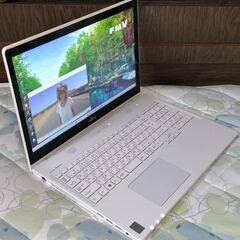 【きれい 高解像度FullHD タッチパネル】Windows11 Pro Core i7 ブルーレイ搭載 富士通 薄型ノートパソコン BlueLEDマウスプレゼント中 (15.6型 クアッドコア Office)の画像