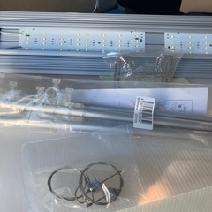 7/14お取引⭐︎爆安！【新品未使用】アクロ　ＴＲＩＡＮＧＬＥ　ＬＥＤ　ＧＲＯＷ　６００　３０００ｌｍ　６０ｃｍ水槽　照明　水草育成　熱帯魚の画像