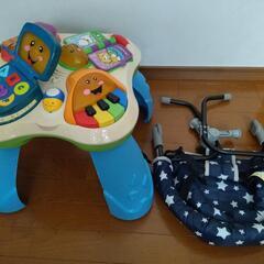 おしゃべりバイリンガルテーブル　知育玩具＆テーブルチェア　子供用食事椅子の画像