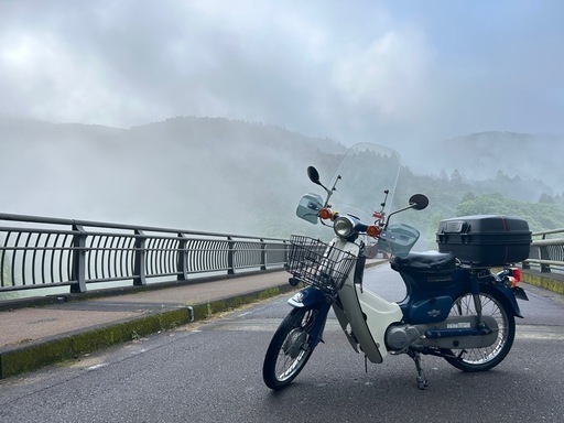 スーパーカブ通勤快速・ツーリング仕様75cc 原付2種 (黒はんぺん) 須津