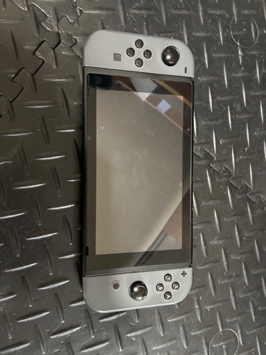 【中古美品】ニンテンドーSwitch