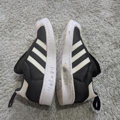 adidas　スニーカー　17cmの画像